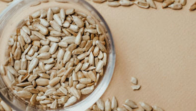 Cele 10 Alimente Eco Esențiale pe Care Trebuie să Le Ai în Cămară
